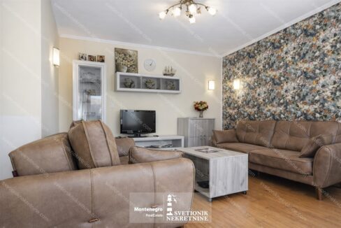 prodaja stan herceg novi prva linija mora 60m2 panoramski pogled s2251 svetionik nekretnine (2)