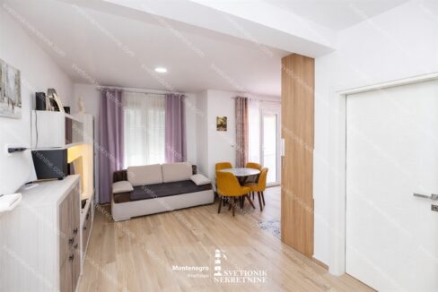 prodaja stan igalo herceg novi 43m2 parking 500m od mora s2250 svetionik nekretnine (1)