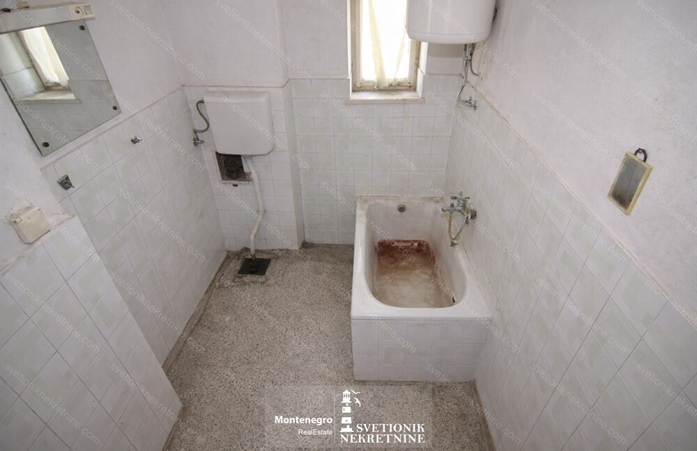 prodaja stan kumbor herceg novi pogled portonovi s2259 svetionik nekretnine (5)