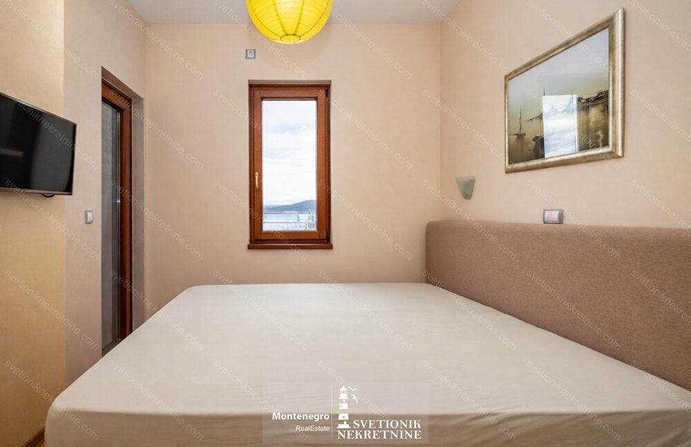 prodaja stan meljine herceg novi prva linija mora pogled na more s2263 svetionik nekretnine (16)