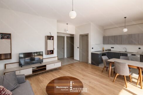 prodaja stan topla 2 herceg novi pogled na more s2256 svetionik nekretnine (12)