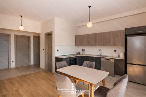 prodaja stan topla 2 herceg novi pogled na more s2256 svetionik nekretnine (23)