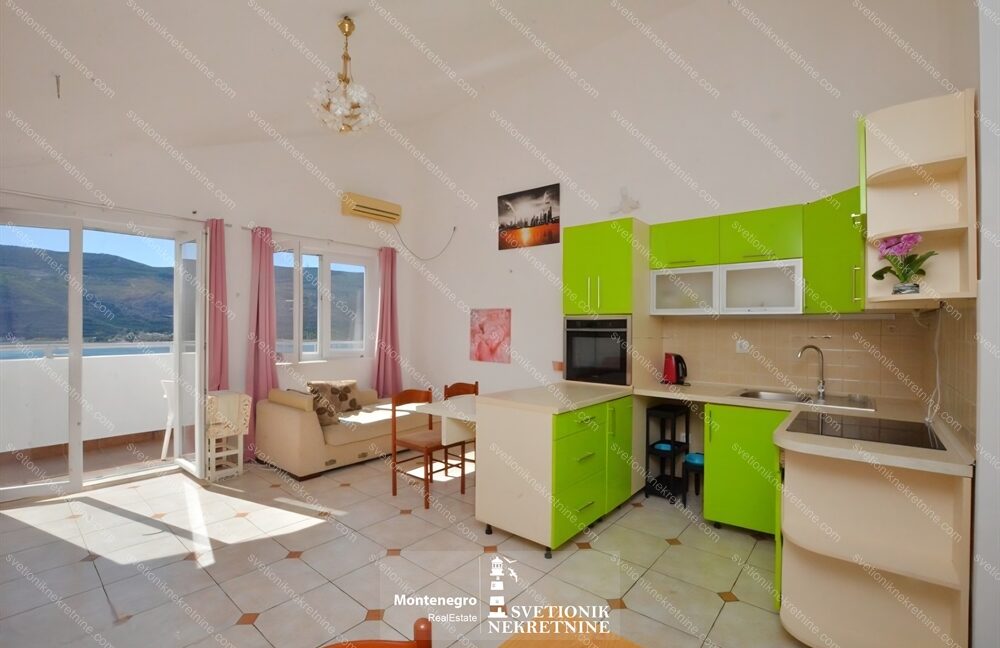 prodaja stanova herceg novi topla stan pogled more apartment for sale svetionik nekretnine S2187 (14)