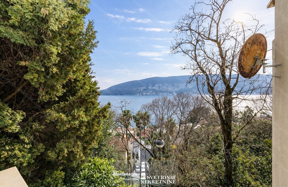 stan herceg novi dvosoban 69m2 pogled more dve terase prodaja s2267 (1)