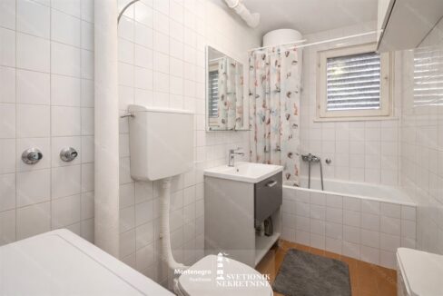 stan herceg novi dvosoban 69m2 pogled more dve terase prodaja s2267 (12)