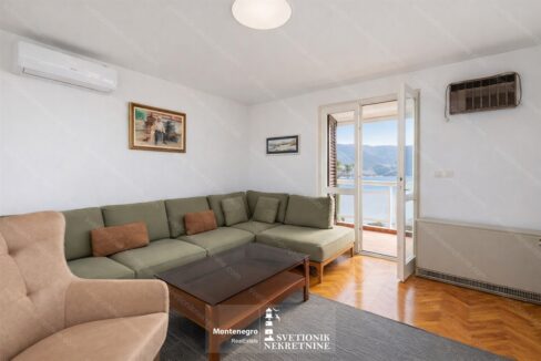 stan herceg novi dvosoban 69m2 pogled more dve terase prodaja s2267 (5)