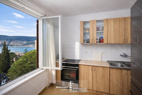 svetionik nekretnine 1050