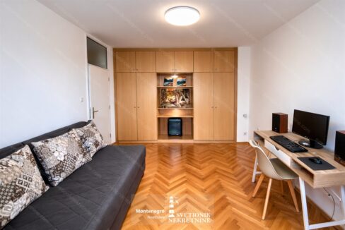 svetionik nekretnine 1056