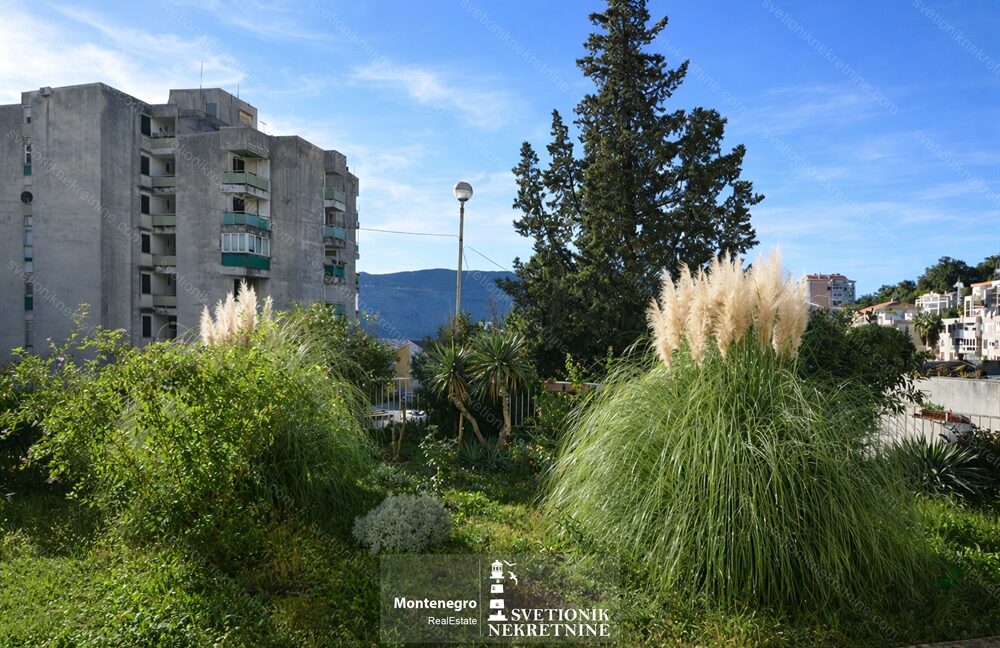 svetionik nekretnine 525