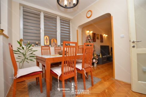 svetionik nekretnine 702