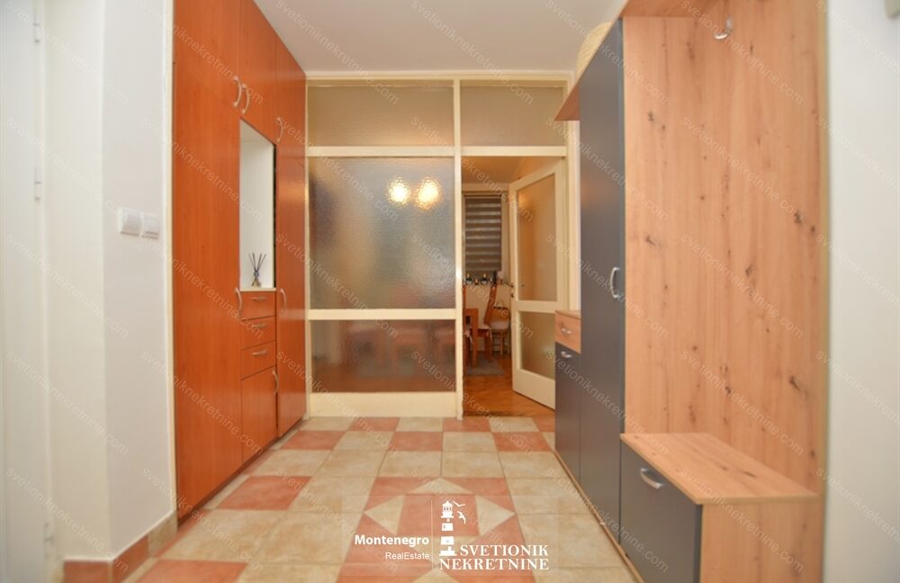 svetionik nekretnine 706