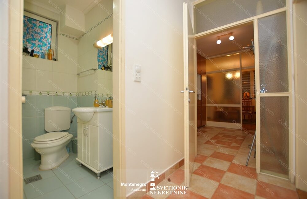 svetionik nekretnine 708