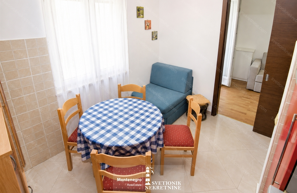 prodaja garsonjera igalo prvi red do mora id s2280 svetionik nekretnine 11