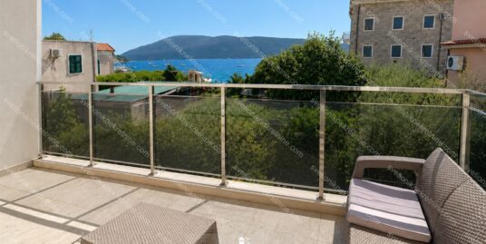 Stan sa pogledom na more Meljine Herceg Novi 90m² blizina marine Lazure ID-S2286