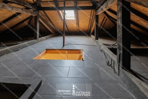 prodaja kamena kuca kotor muo prvi red svetionik nekretnine K842 (16)