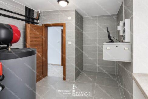 prodaja kamena kuca kotor muo prvi red svetionik nekretnine K842 (34)