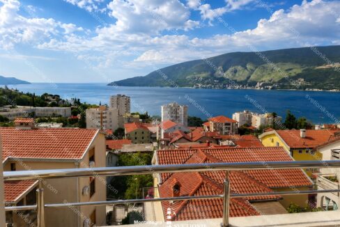 prodaja stanova herceg novi stan topla 2 pogled na more svetionik nekretnine S2297 (16)