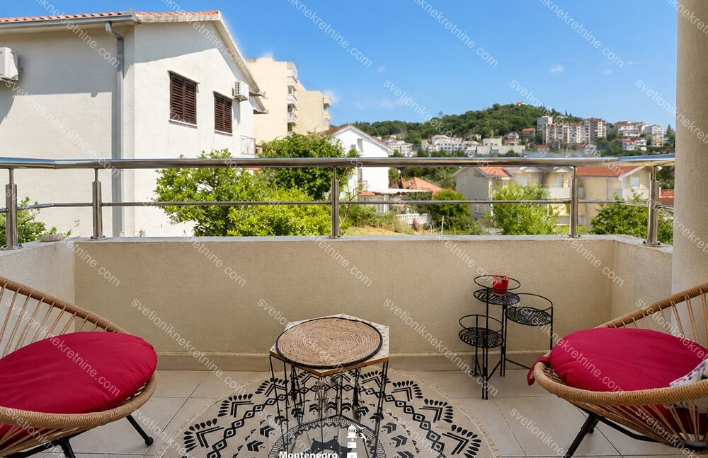 prodaja stanova herceg novi stan topla 2 pogled na more svetionik nekretnine S2297 (17)