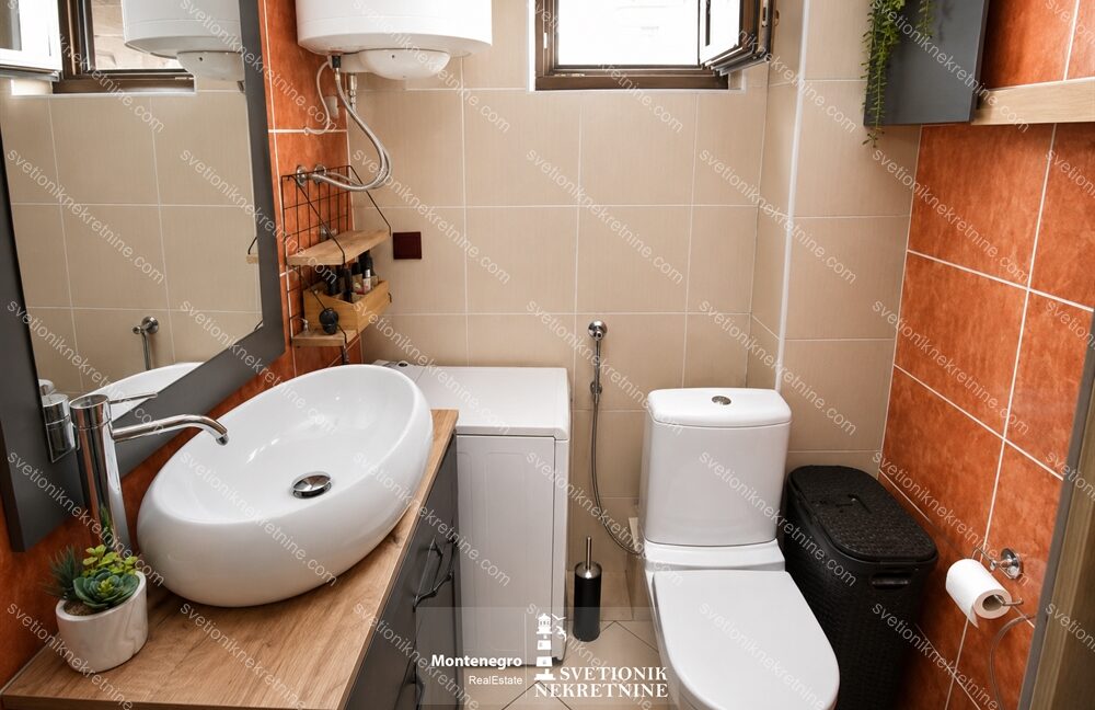 prodaja trosoban stan pogled na more igalo herceg novi id s2291 svetionik nekretnine (20)