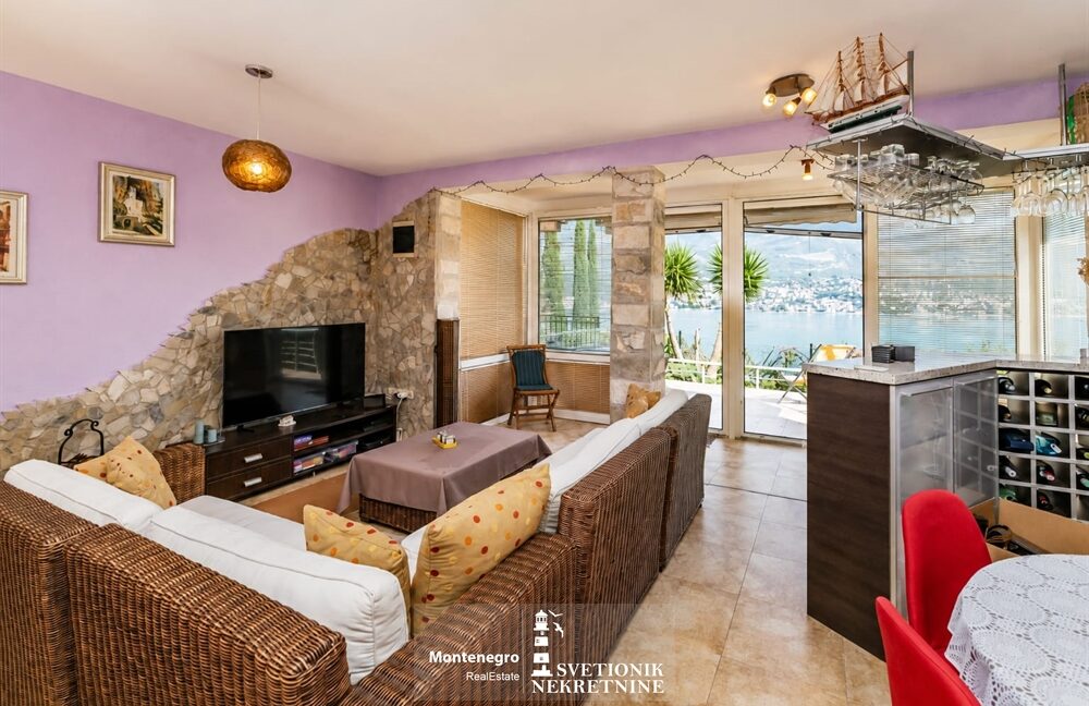 duplex stan panoramski pogled more njivice herceg novi id s2301 (32)