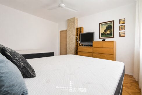 kompletno renoviran dvosoban stan pogled more savina id s2302 (16)