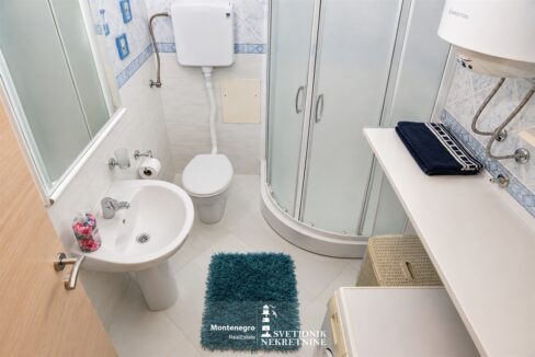 kompletno renoviran dvosoban stan pogled more savina id s2302 (20)